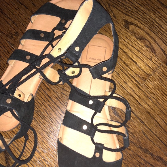 Dolce Vita black suede lace up sandals - Picture 4 of 4